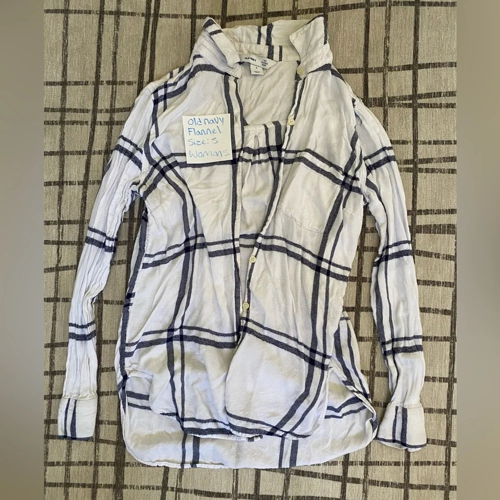 Flannels - Picture 3 of 9